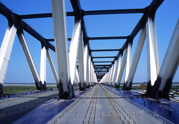 氟碳漆用于鋼結(jié)構(gòu)